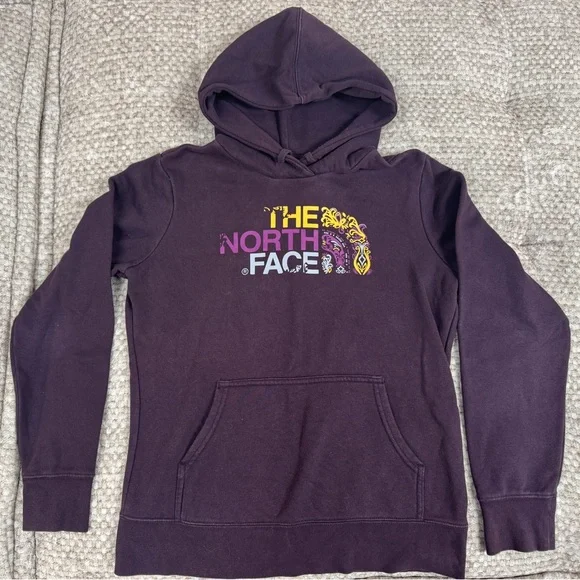 The North Face Paisley Half Dome Hooded Sweatshirt Maroon Womens Sz Small - Picture 1 of 7